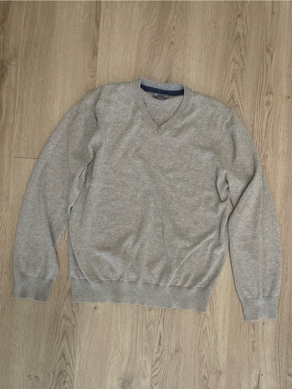 GAP Men's V-Neck Sweater (M)